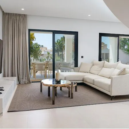 Triplex En Aloha Gardens, 4 شقة *