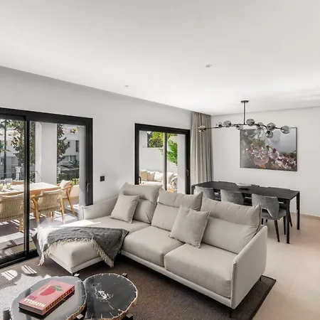Triplex En Aloha Gardens, 4